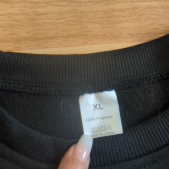 "money's calling" pullover - Picture 3 of 3